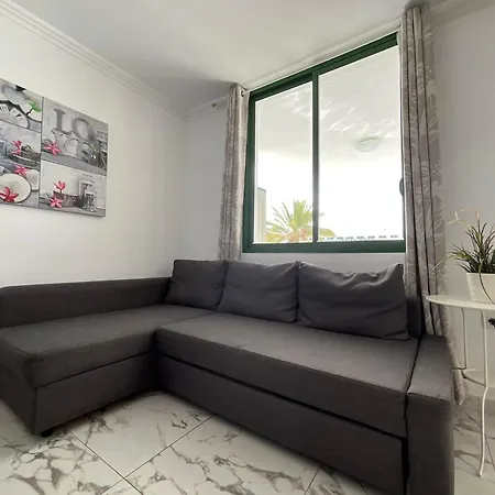 Dream Americas Iconic Pearl 아로나