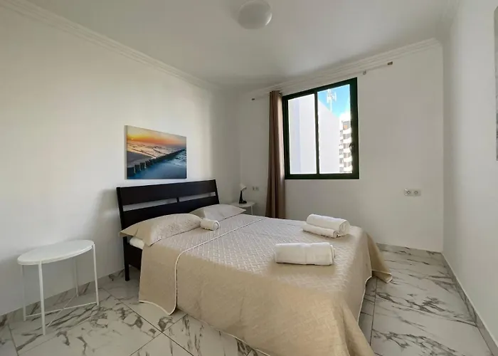 Apartment Dream Americas Iconic Pearl