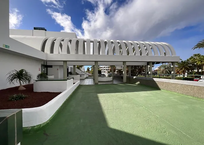 Dream Americas Iconic Pearl Apartment